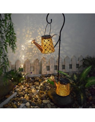 Courtyard landscape with decorative kettle lights