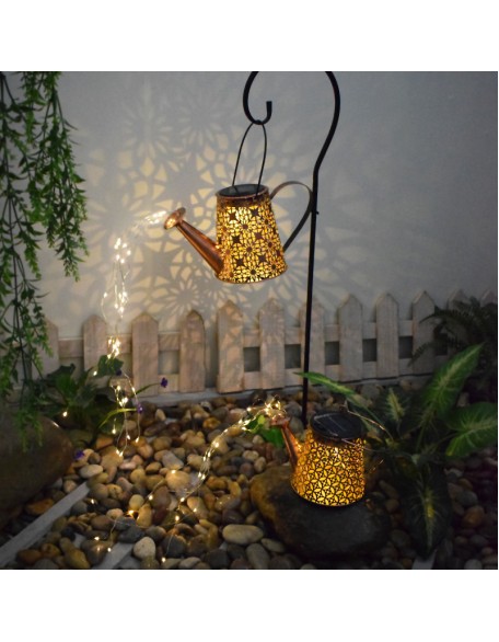 Courtyard landscape with decorative kettle lights